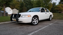 Load image into Gallery viewer, Push Bumper: Ford Crown Victoria 2003-2011